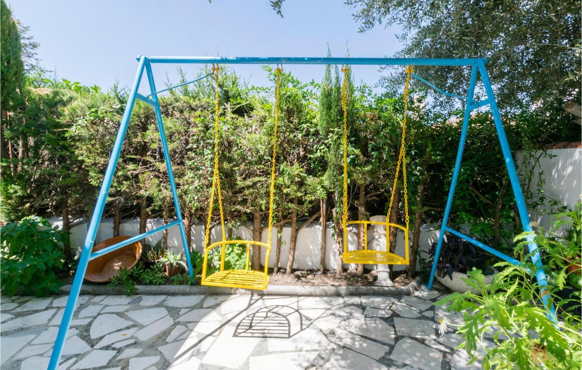 3 Bedroom Beautiful Home In Fuente Tojar 외부 사진